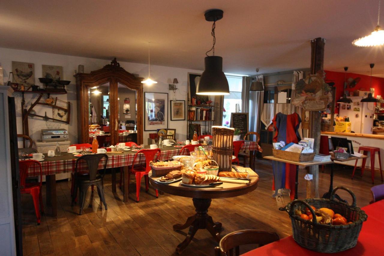 Moulin De La Beraudaie Bed & Breakfast Bohal Bagian luar foto