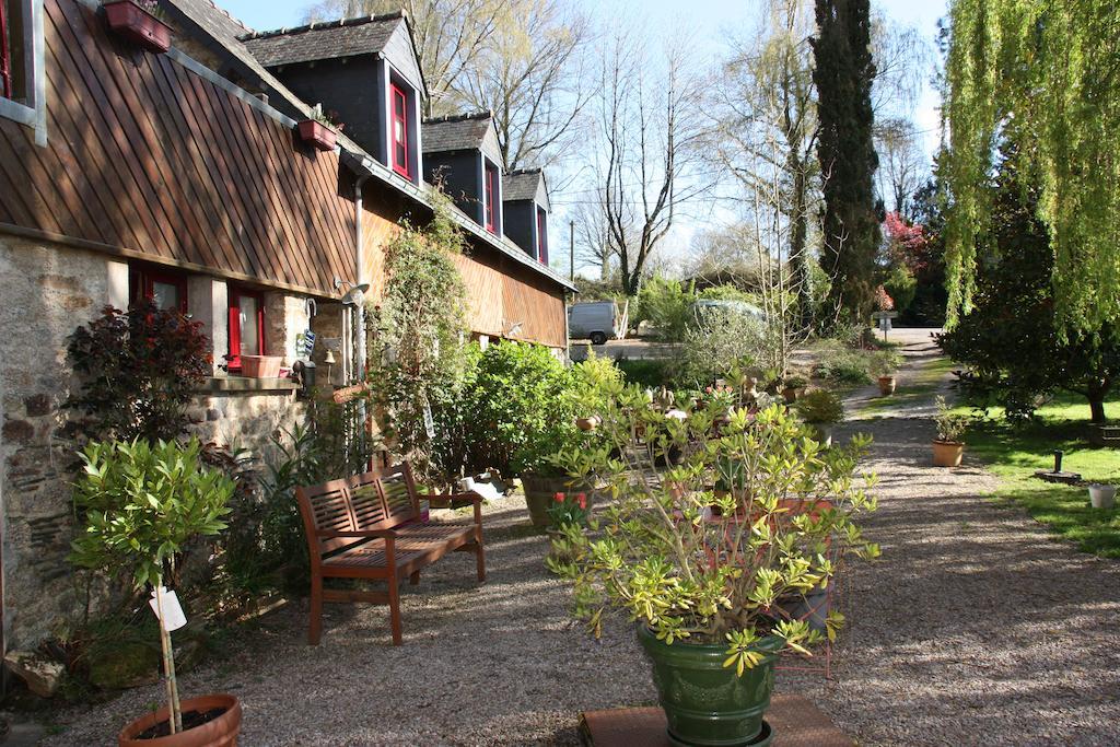 Moulin De La Beraudaie Bed & Breakfast Bohal Bagian luar foto