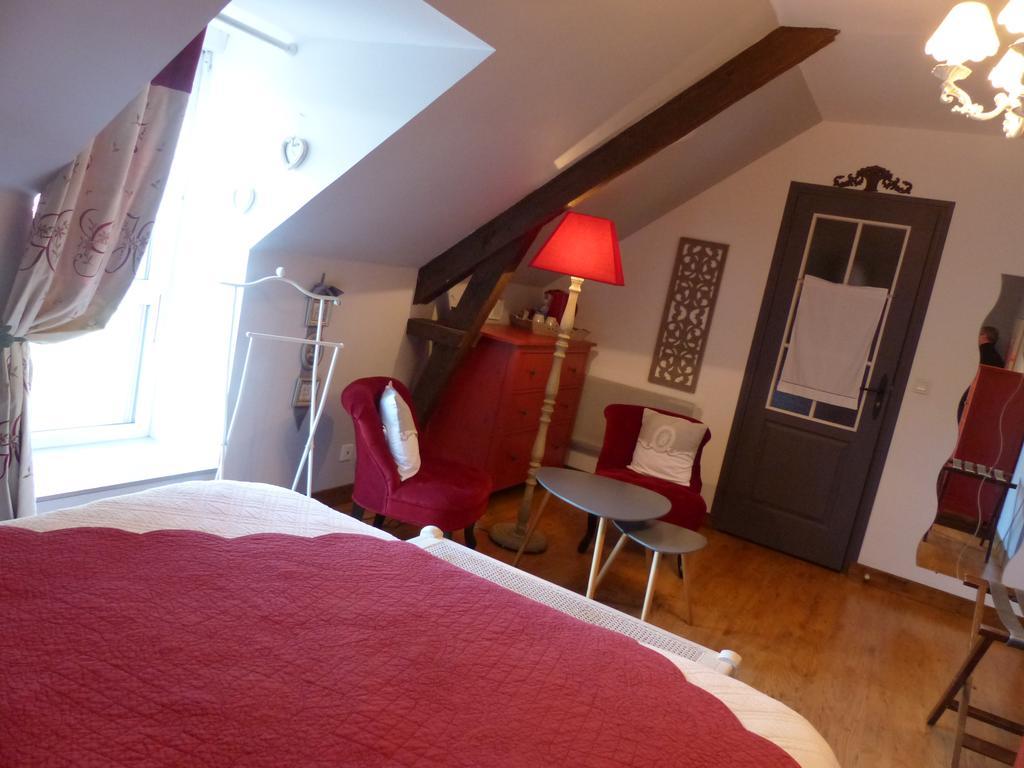Moulin De La Beraudaie Bed & Breakfast Bohal Bagian luar foto