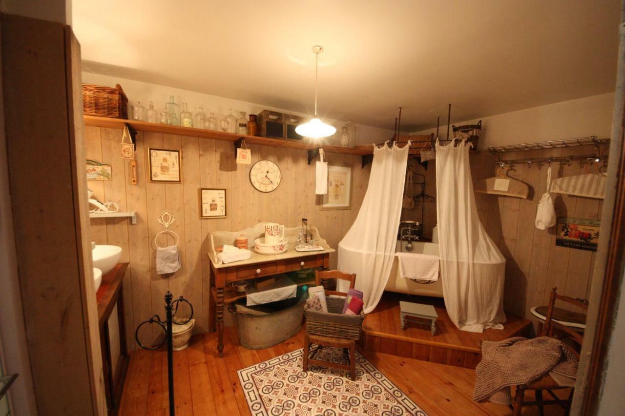 Moulin De La Beraudaie Bed & Breakfast Bohal Bagian luar foto